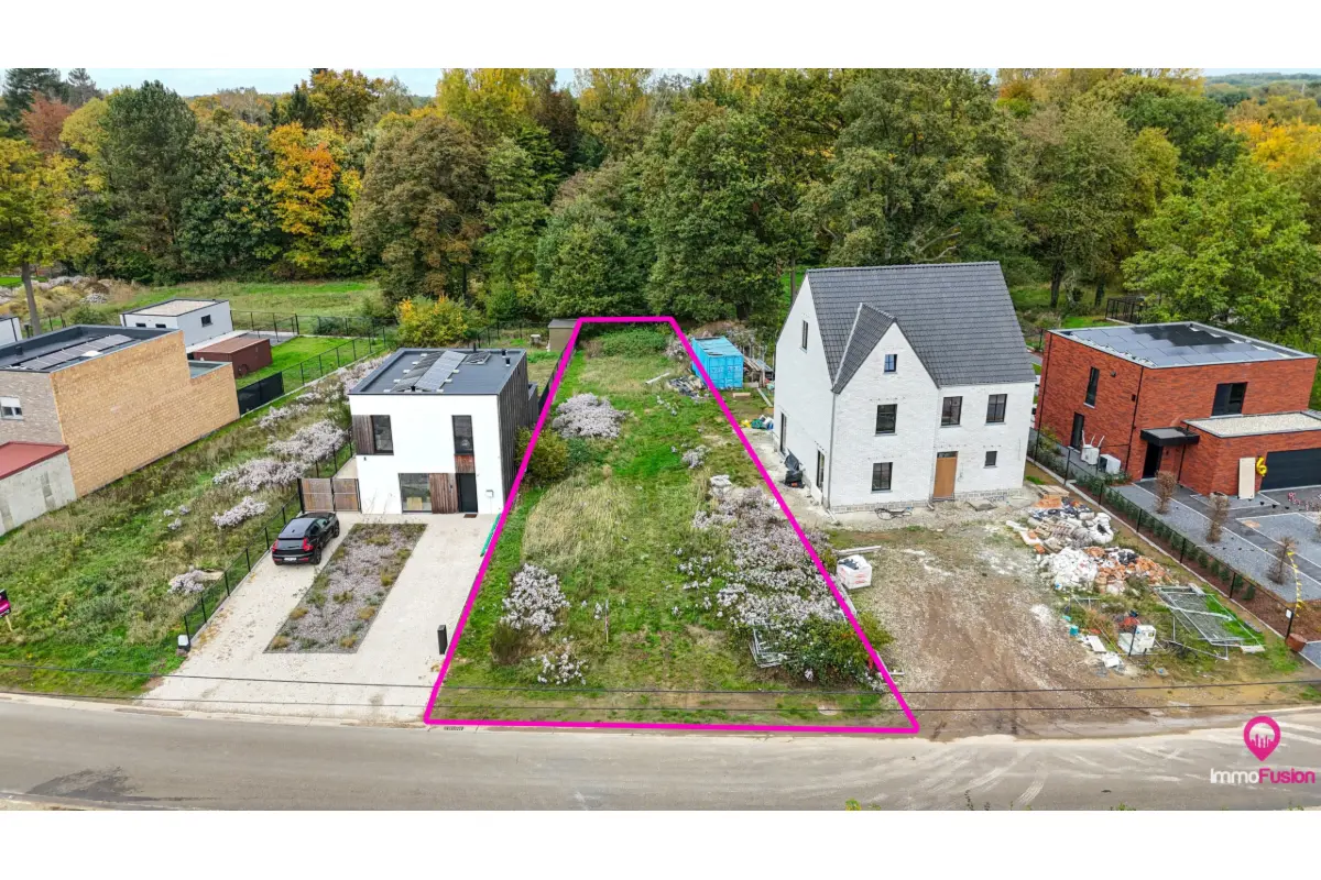 Grond te  koop in Heusden-Zolder 3550 129000.00€  slaapkamers m² - Zoekertje 622474