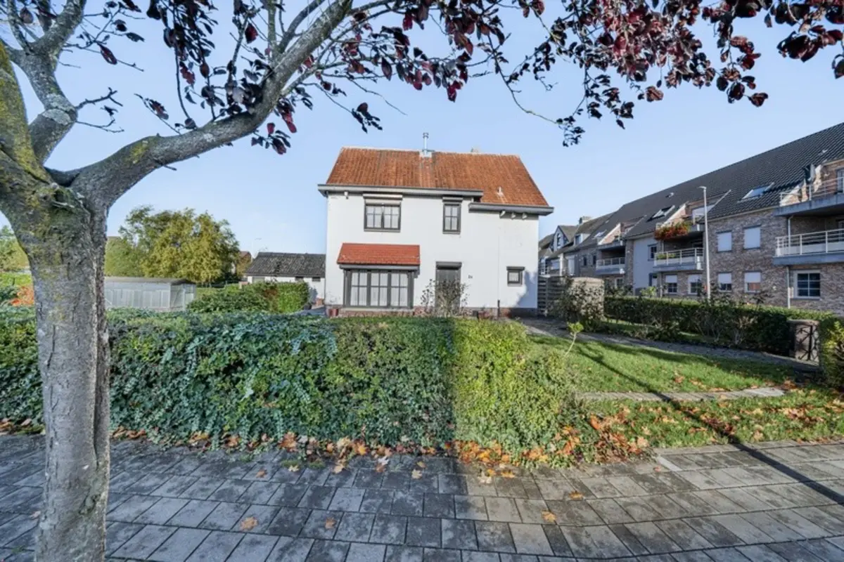 Huis te  koop in Paal 3583 238000.00€ 3 slaapkamers 139.00m² - Zoekertje 650240