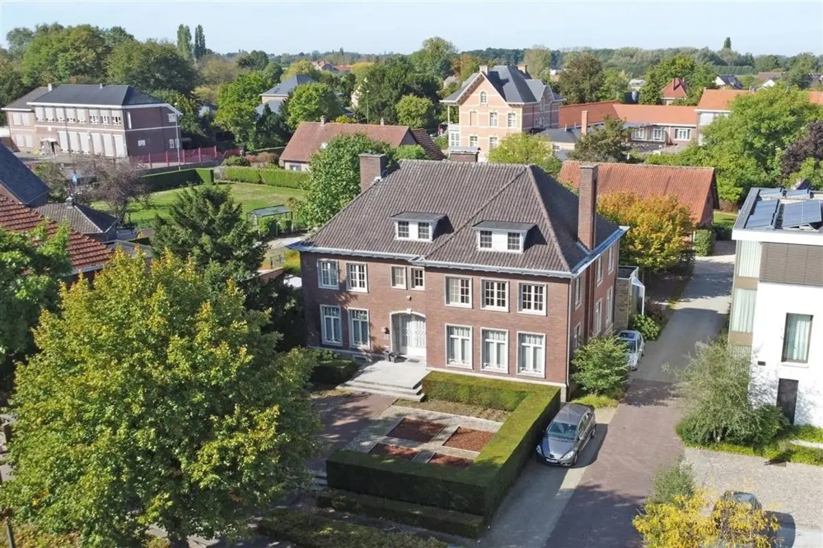 Villa te  koop in Hasselt 3500 875000.00€ 5 slaapkamers 459.00m² - Zoekertje 624363