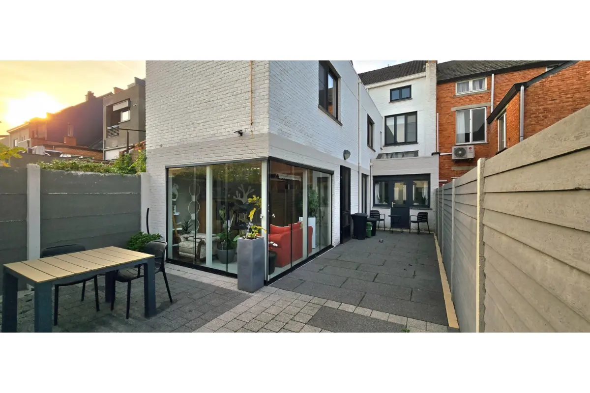 Huis te  koop in Hasselt 3500 540000.00€ 5 slaapkamers m² - Zoekertje 623838