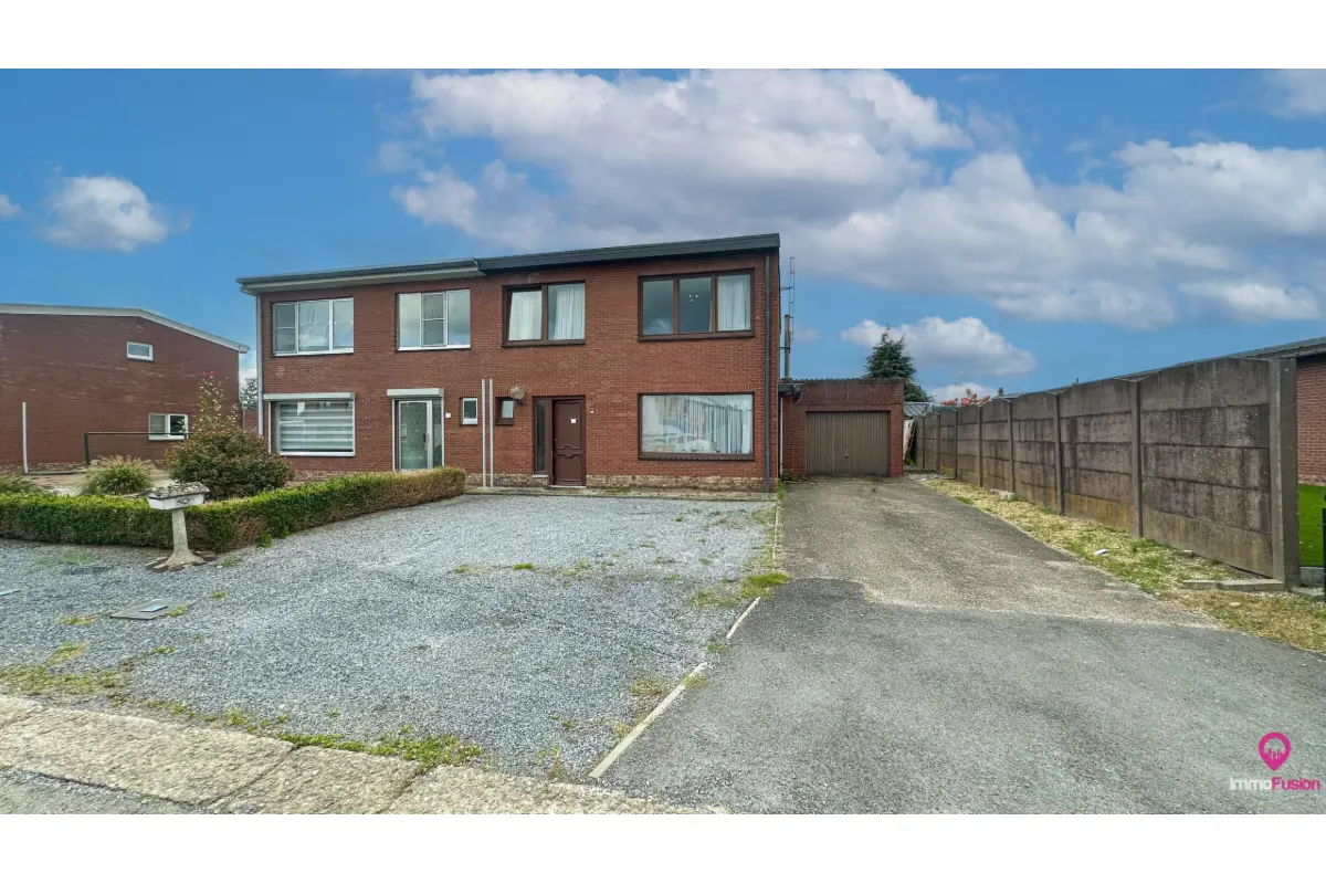 Huis te  koop in Houthalen-Helchteren 3530 249000.00€ 4 slaapkamers 152.00m² - Zoekertje 625615