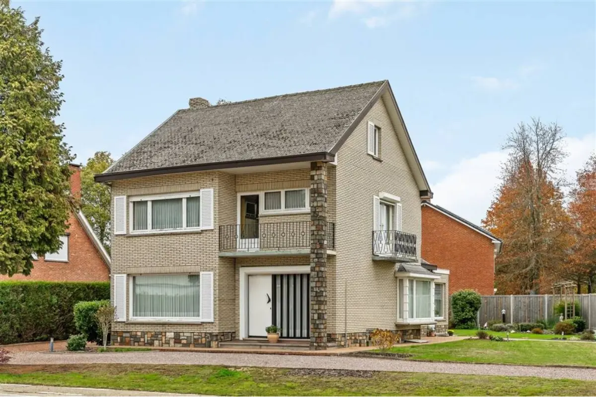 Huis te  koop in Beringen 3580 259500.00€ 3 slaapkamers 277.00m² - Zoekertje 645858