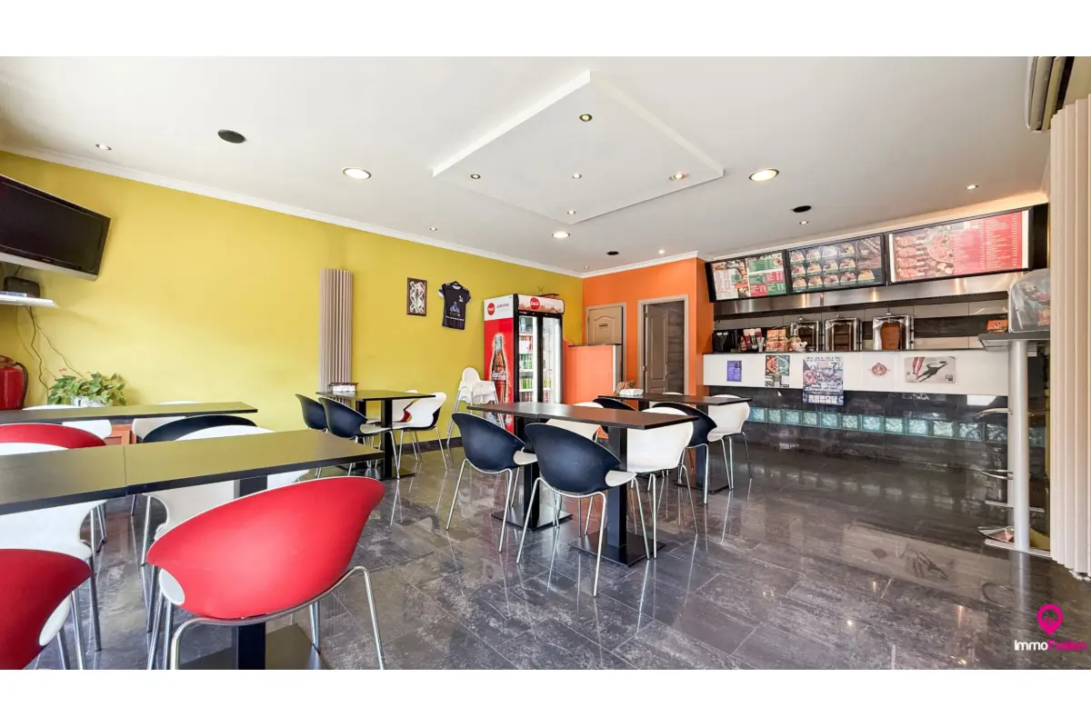 Handelszaak te  koop in As 3665 429000.00€  slaapkamers 189.00m² - Zoekertje 626385