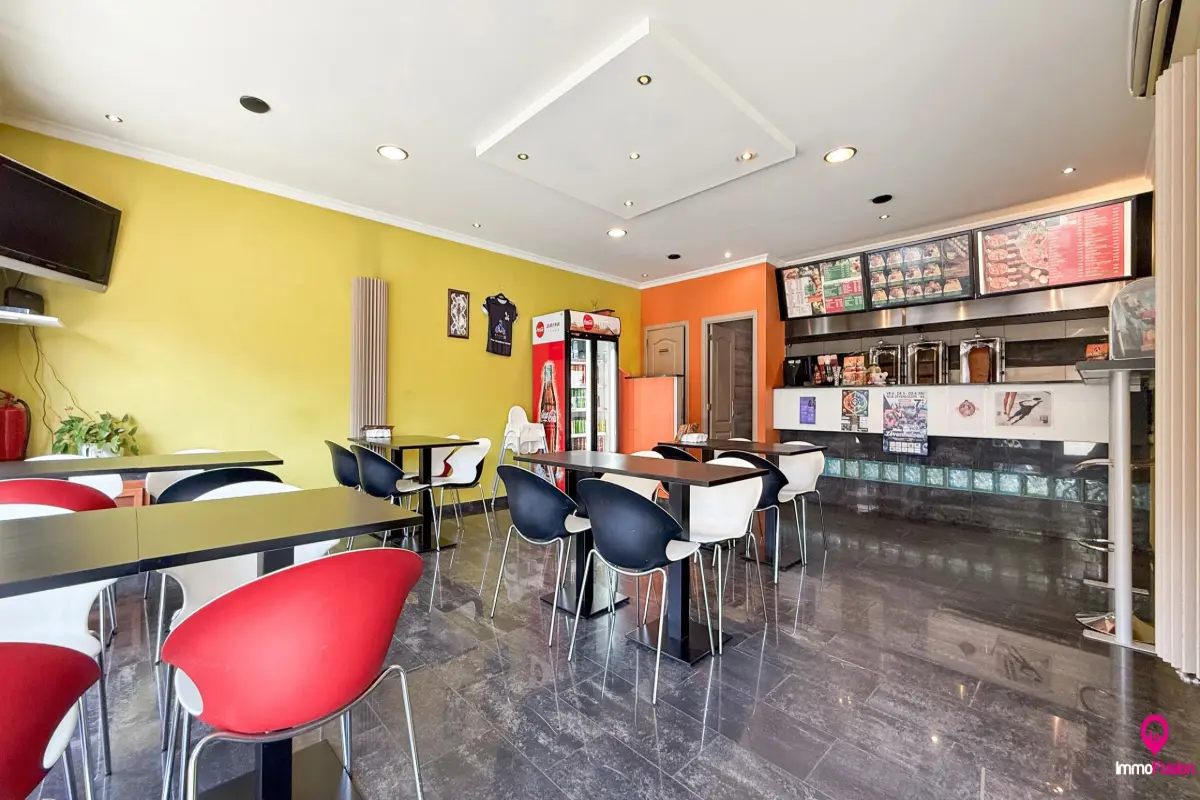 Handelszaak te  koop in As 3665 429000.00€  slaapkamers 189.00m² - Zoekertje 626385