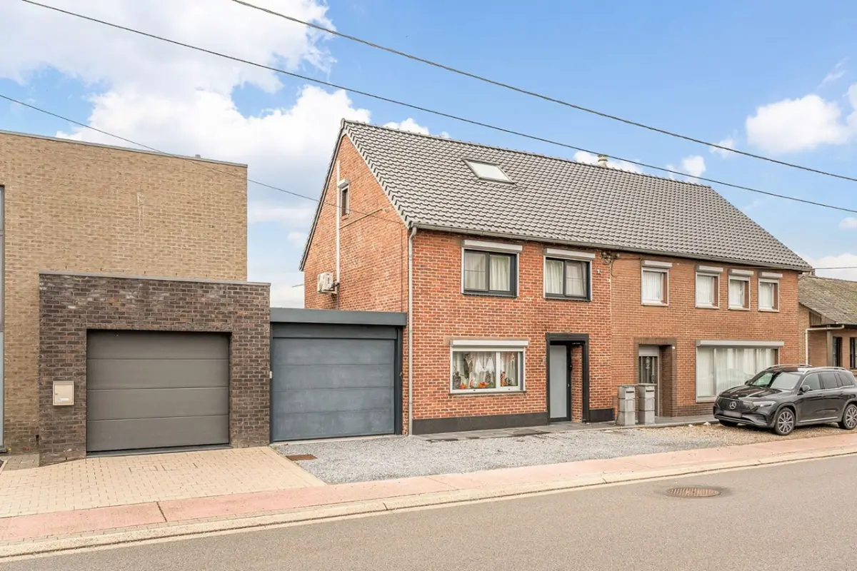 Huis te  koop in Dilsen-Stokkem 3650 265000.00€ 3 slaapkamers 190.00m² - Zoekertje 627159