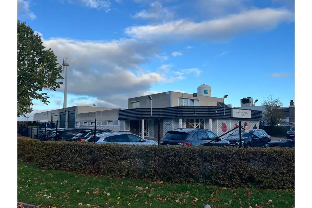 Handelszaak te  koop in Hasselt 3500 1395000.00€  slaapkamers 1144.00m² - Zoekertje 628127