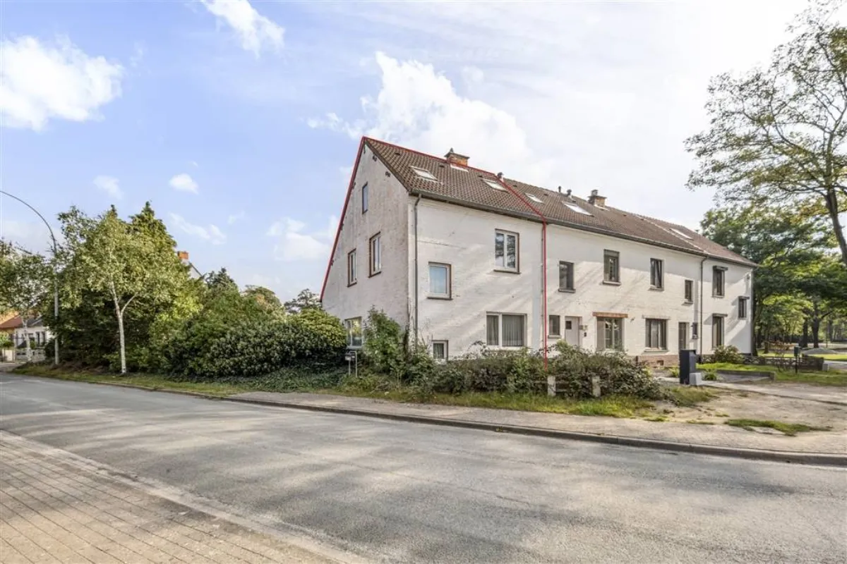 Huis te  koop in Genk 3600 210000.00€ 4 slaapkamers 168.00m² - Zoekertje 627805