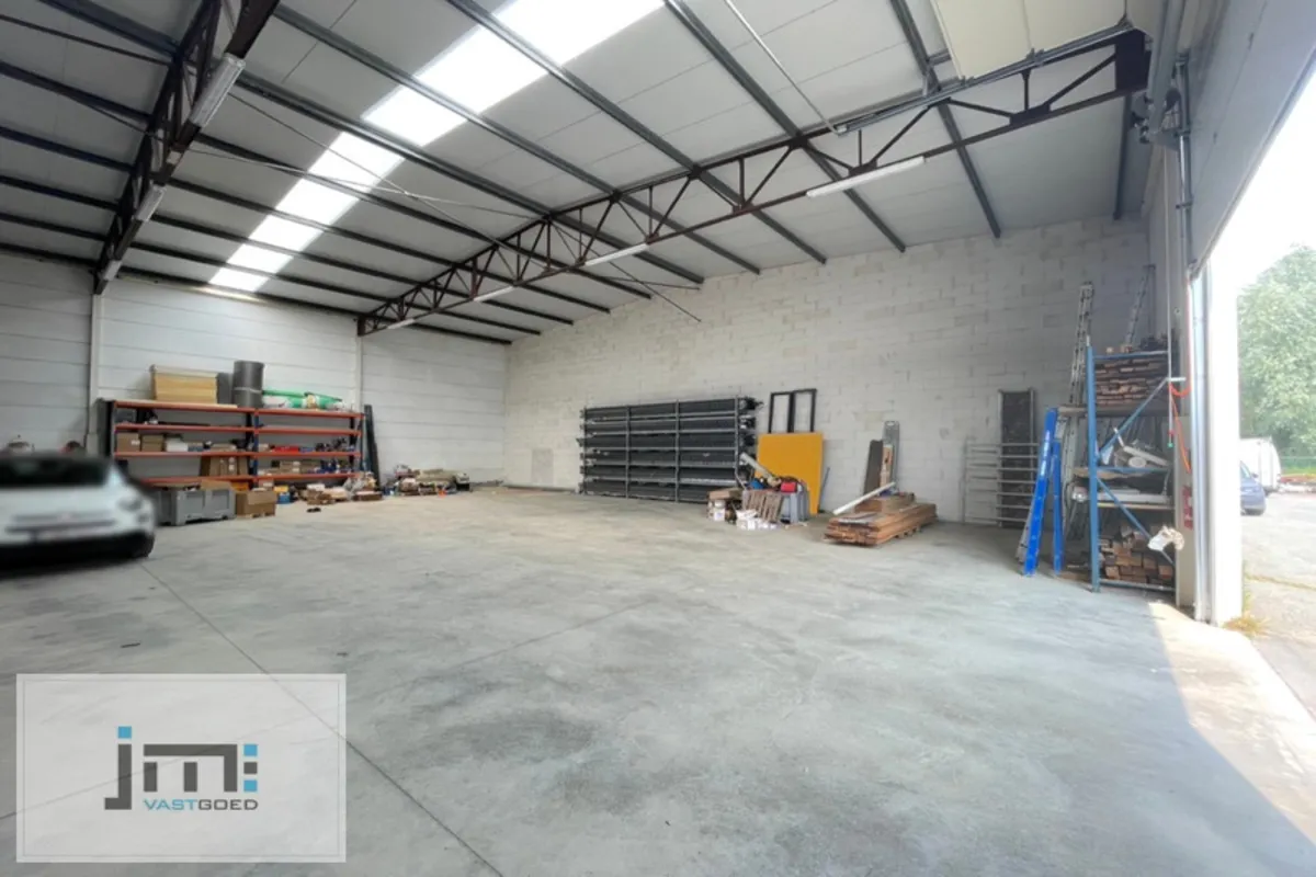 Handelszaak te  huur in Wellen 3830 1400.00€  slaapkamers m² - Zoekertje 628226