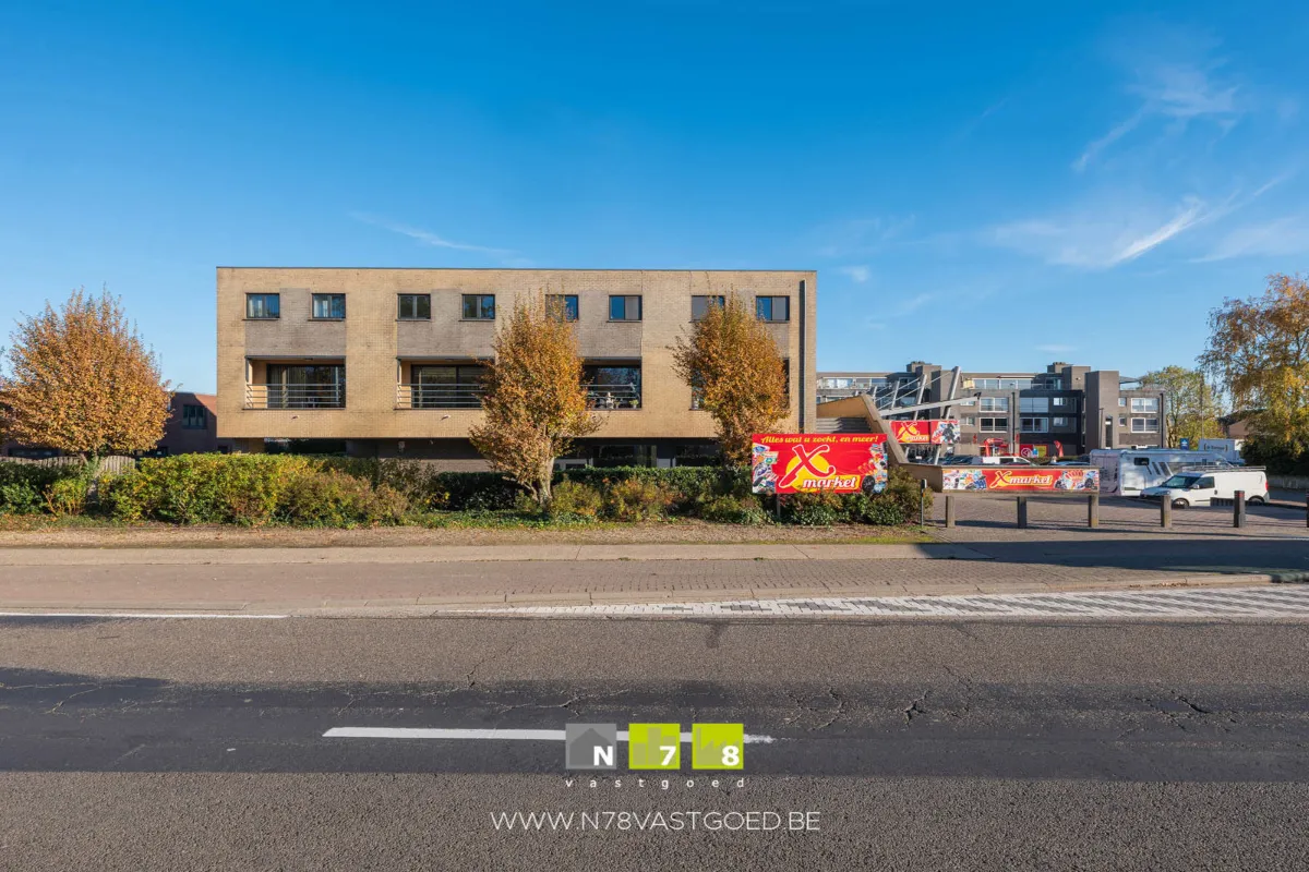 Handelszaak te  huur in Dilsen-Stokkem 3650 11500.00€  slaapkamers 1100.00m² - Zoekertje 628862