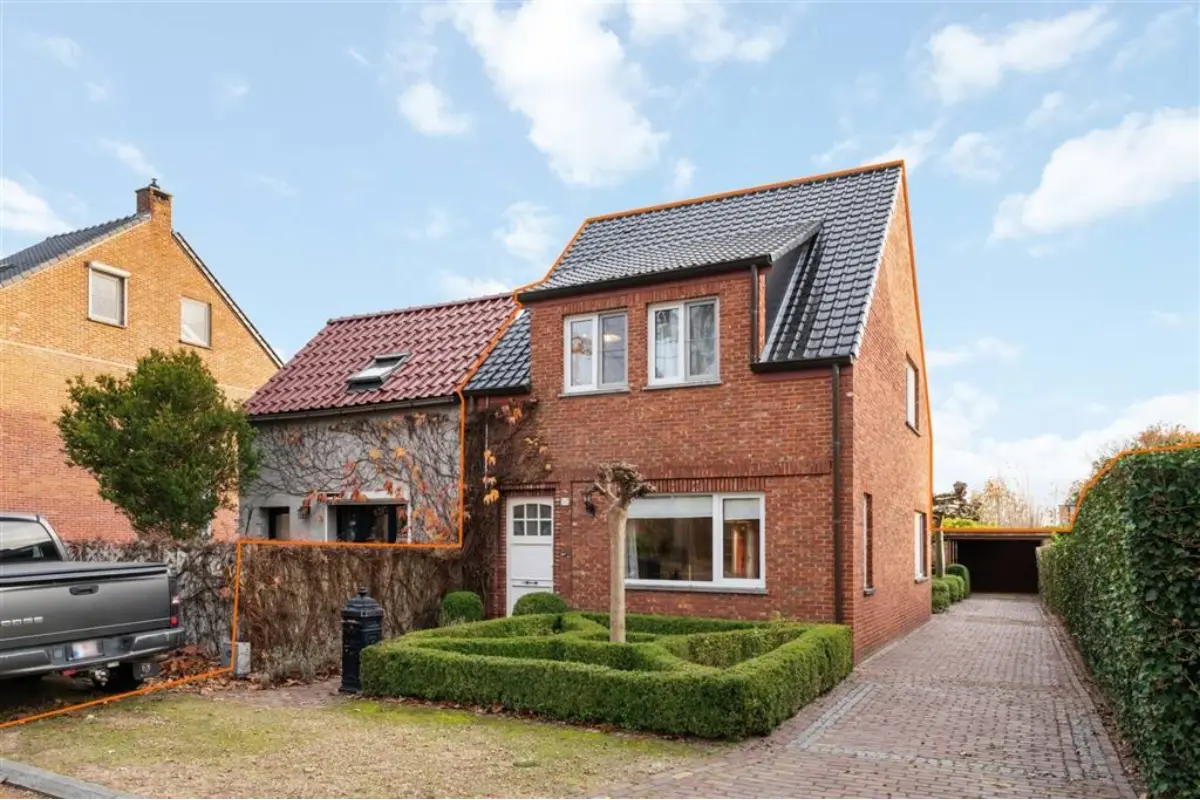 Huis te  koop in Leopoldsburg 3970 0.00€ 2 slaapkamers 124.00m² - Zoekertje 629416