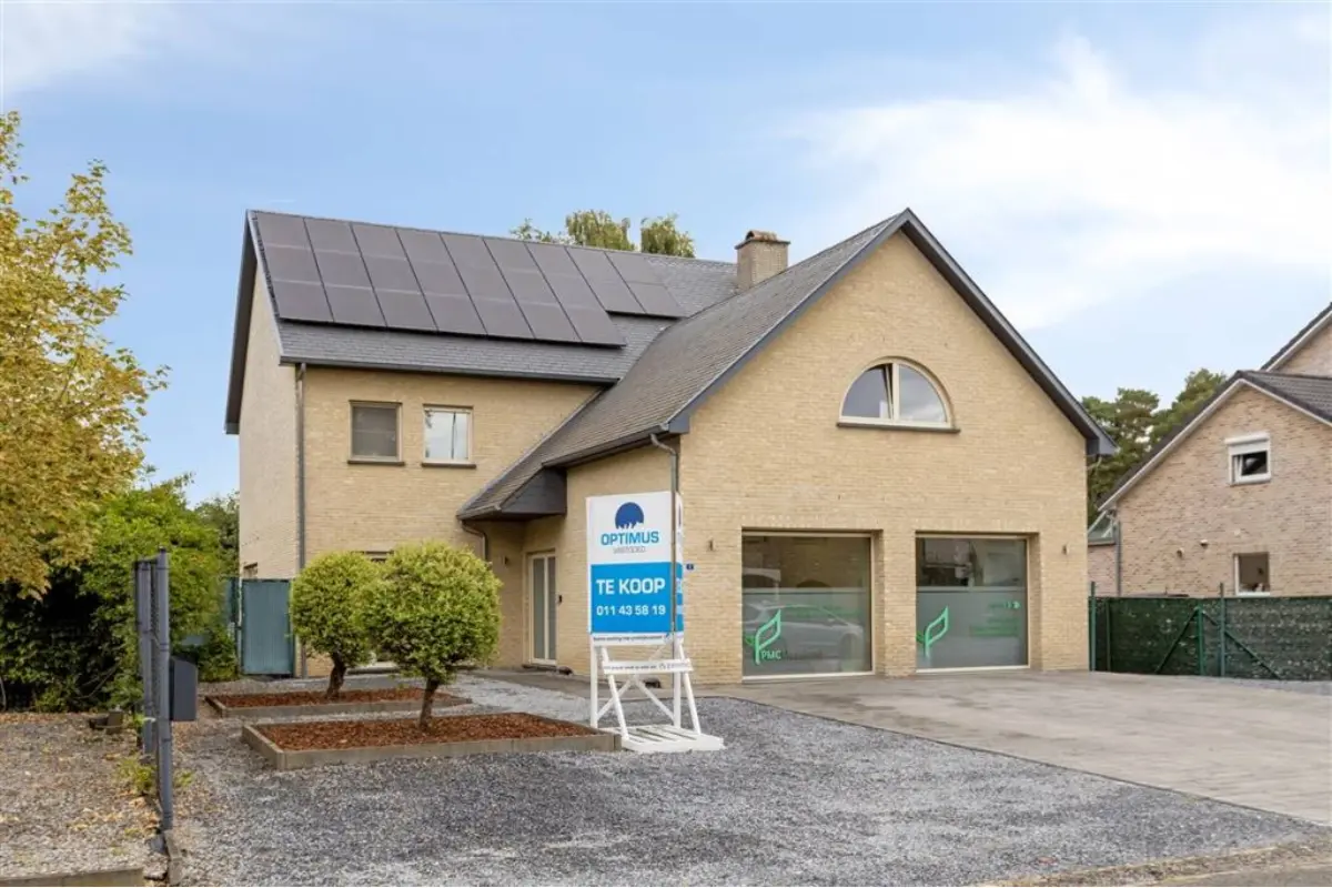 Huis te  koop in Maasmechelen 3630 0.00€ 4 slaapkamers 335.00m² - Zoekertje 629422