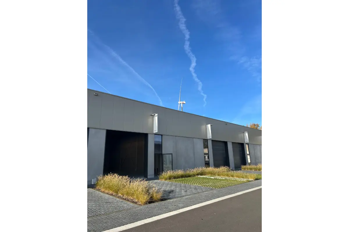 Handelszaak te  huur in Genk 3600 1138.00€  slaapkamers 210.00m² - Zoekertje 628585