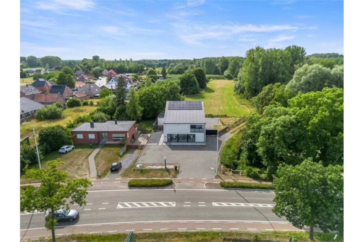 Mixgebouw te  koop in Hasselt 3500 998500.00€ 4 slaapkamers 408.00m² - Zoekertje 629623