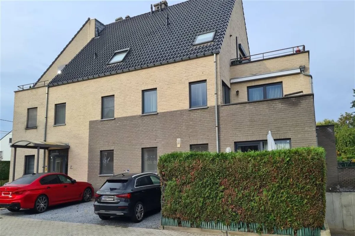 Appartement te  huur in Beverst 3740 835.00€ 2 slaapkamers 102.00m² - Zoekertje 630307