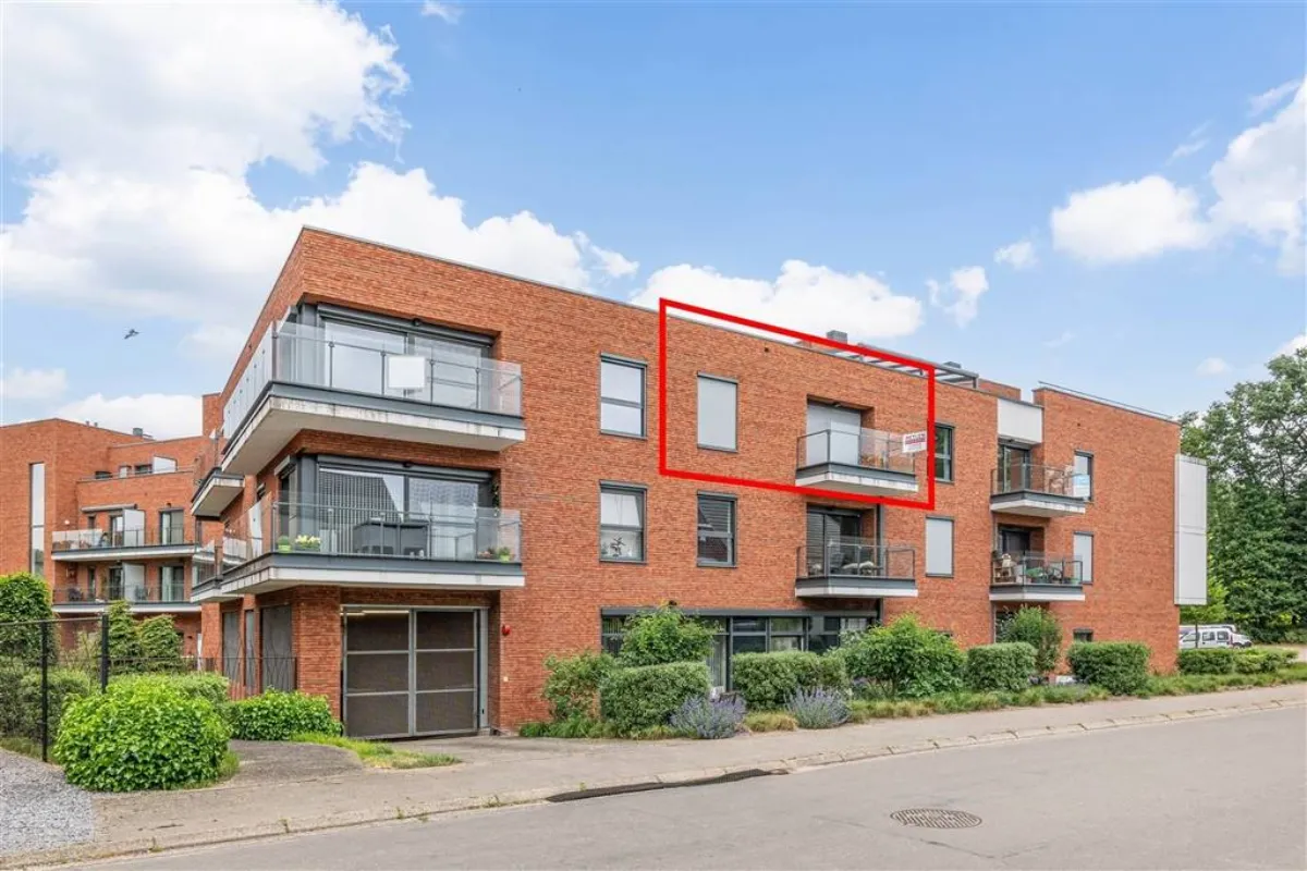 Appartement te  koop in Genk 3600 163000.00€ 1 slaapkamers 58.00m² - Zoekertje 631258