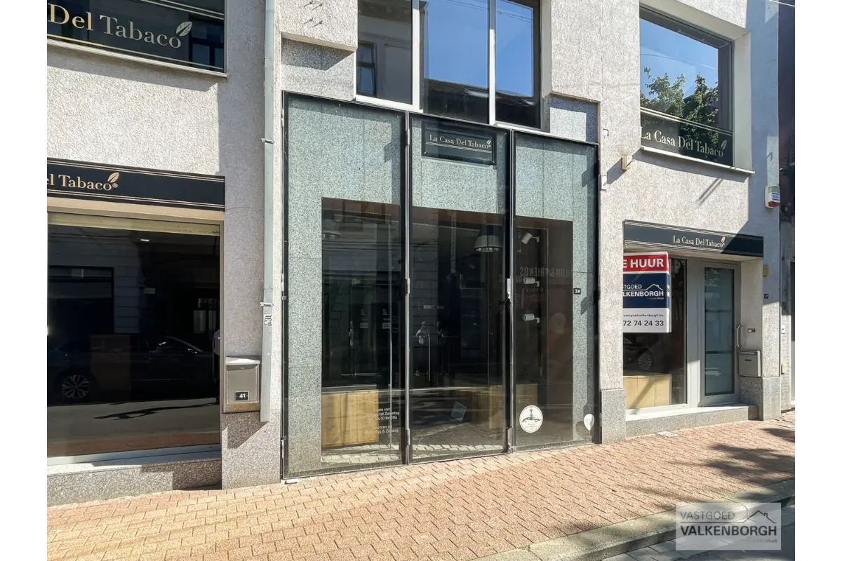 Handelszaak te  koop in Hasselt 3500 0.00€ 1 slaapkamers 240.00m² - Zoekertje 630760