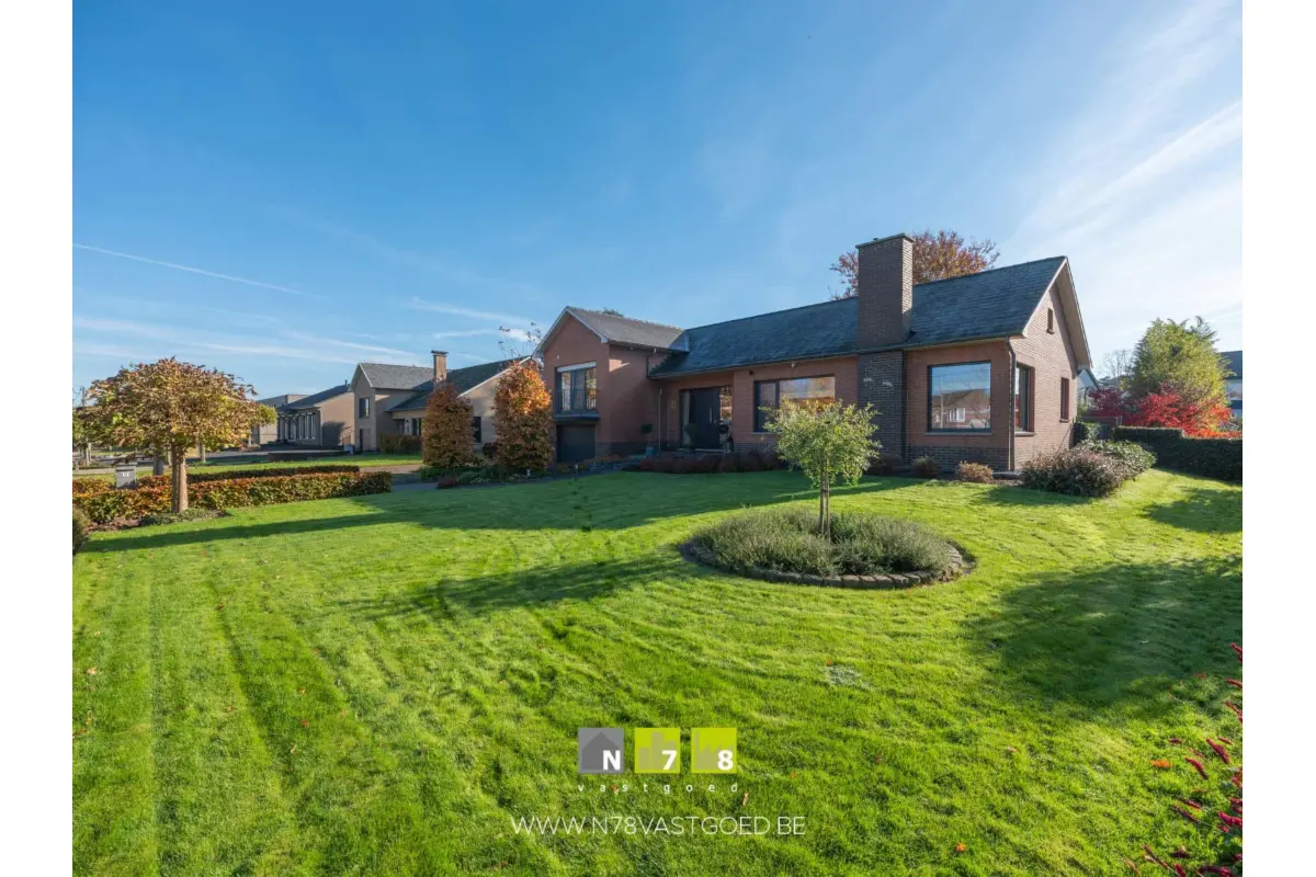 Huis te  koop in Kinrooi 3640 395000.00€ 3 slaapkamers 115.00m² - Zoekertje 631747