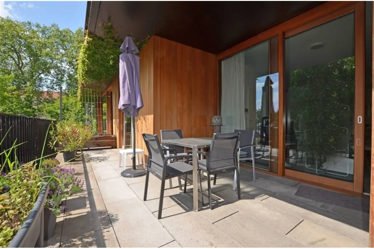 Appartement te  koop in Hasselt 3500 335000.00€ 1 slaapkamers 81.00m² - Zoekertje 634263