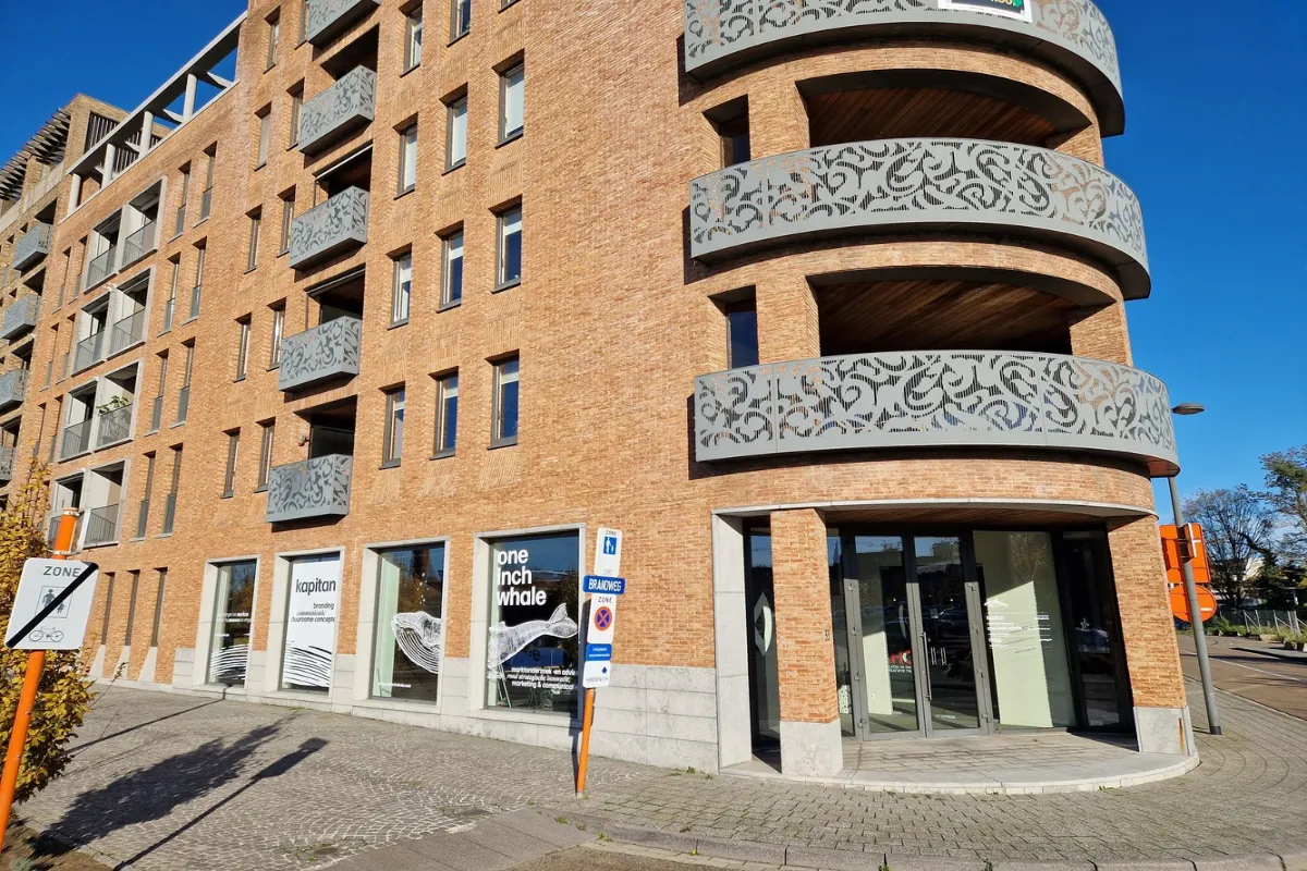 Handelszaak te  huur in Hasselt 3500 395.00€  slaapkamers m² - Zoekertje 634017