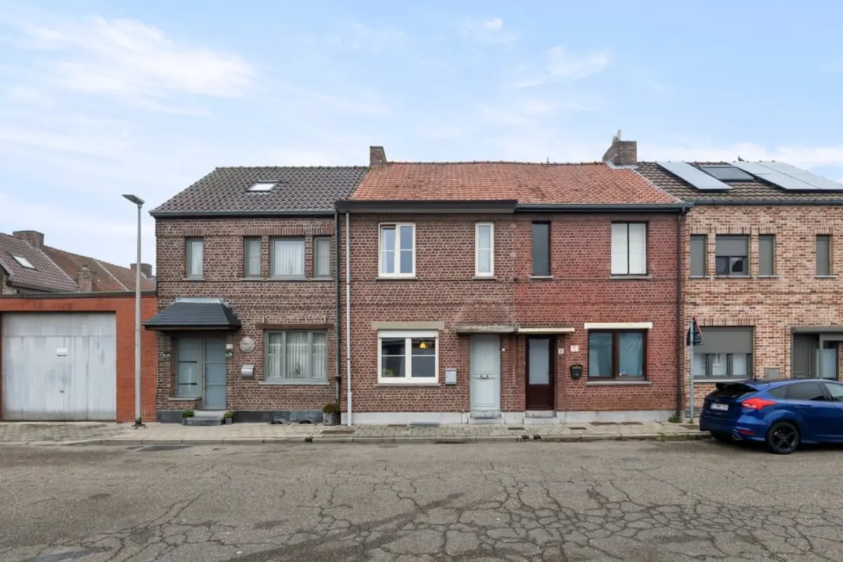 Huis te  koop in Sint-Truiden 3800 155000.00€ 2 slaapkamers 96.00m² - Zoekertje 633996
