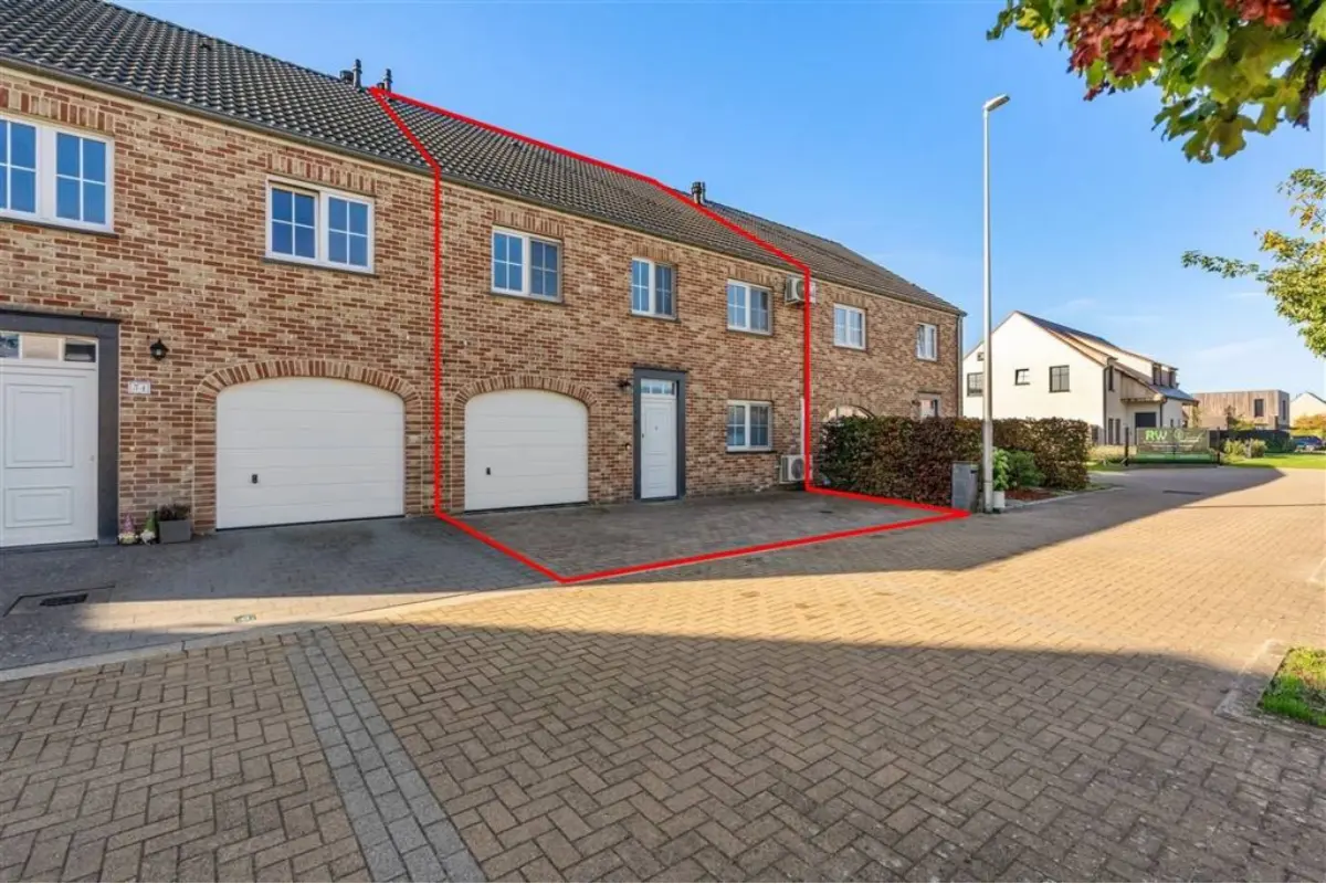 Huis te  koop in Lommel 3920 425000.00€ 4 slaapkamers 270.00m² - Zoekertje 636338