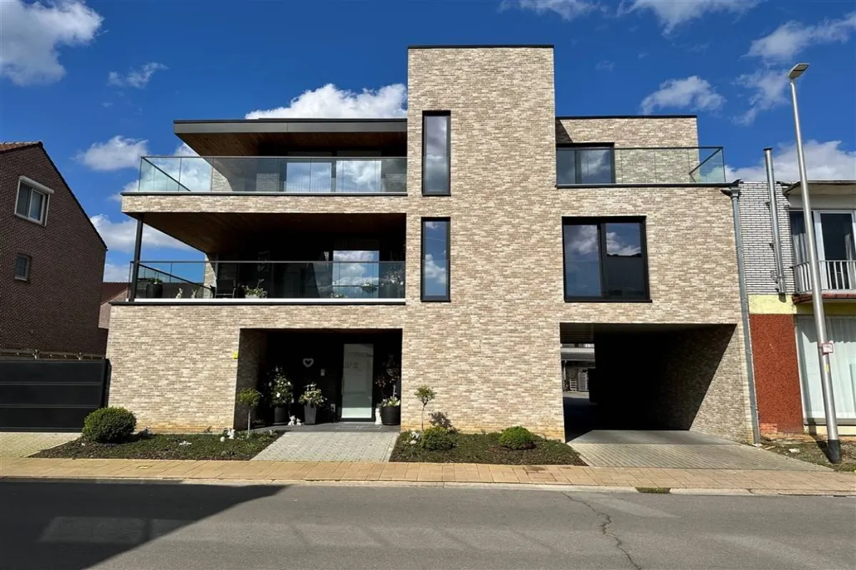 Appartement te  huur in Beringen 3580 1300.00€ 2 slaapkamers 127.00m² - Zoekertje 636450