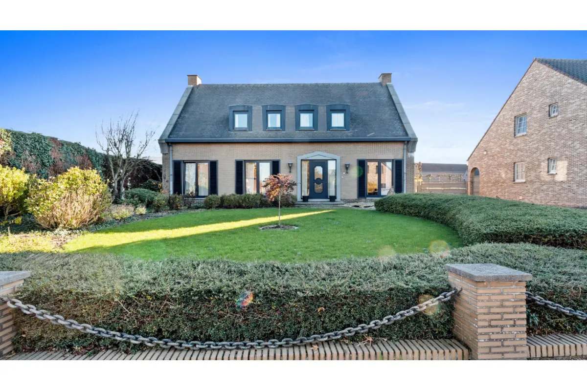 Huis te  koop in Boorsem 3631 530000.00€ 3 slaapkamers 313.00m² - Zoekertje 637180