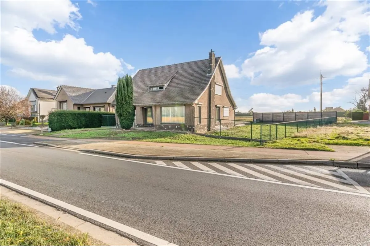 Huis te  koop in Dilsen-Stokkem 3650 345000.00€ 6 slaapkamers 202.00m² - Zoekertje 637475
