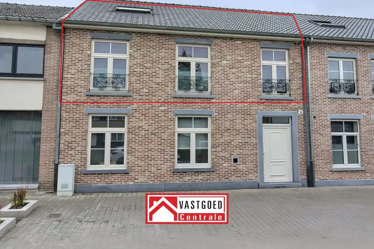 Duplex te  huur in Berg 3700 850.00€ 2 slaapkamers 97.00m² - Zoekertje 638601