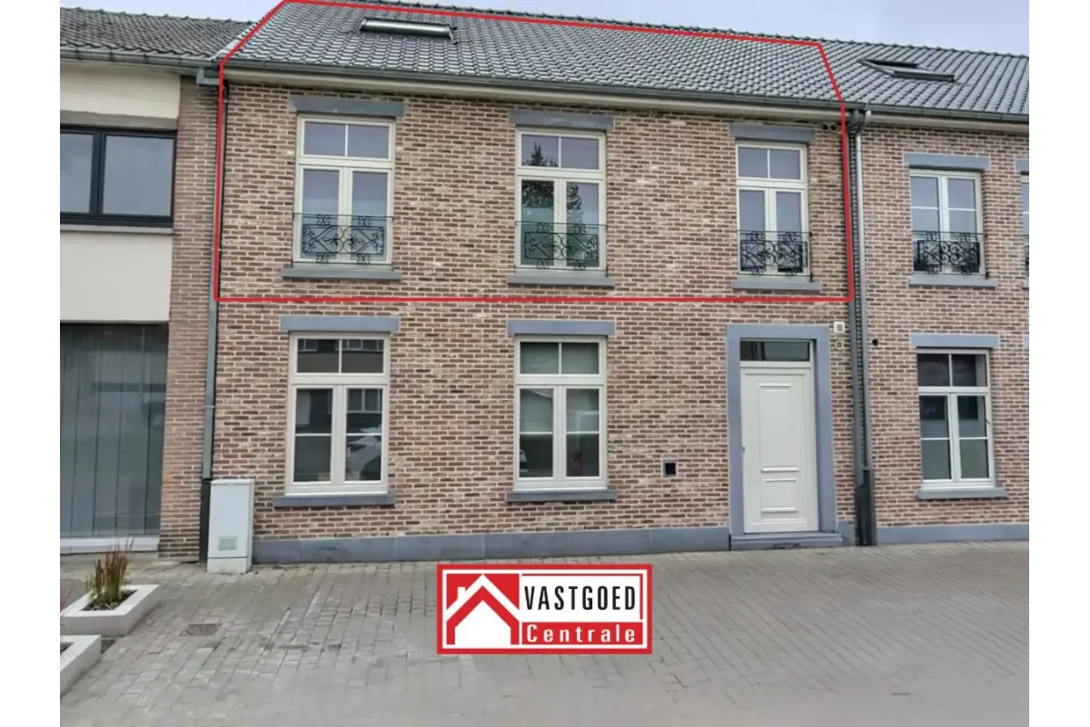 Appartement te  huur in Berg 3700 850.00€ 2 slaapkamers 97.00m² - Zoekertje 638601