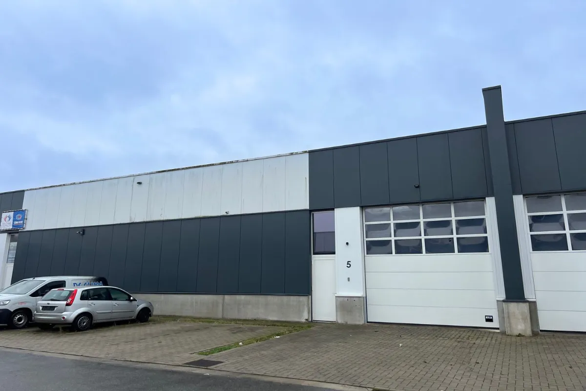 Handelszaak te  huur in Houthalen-Helchteren 3530 1135.00€  slaapkamers 225.00m² - Zoekertje 637940