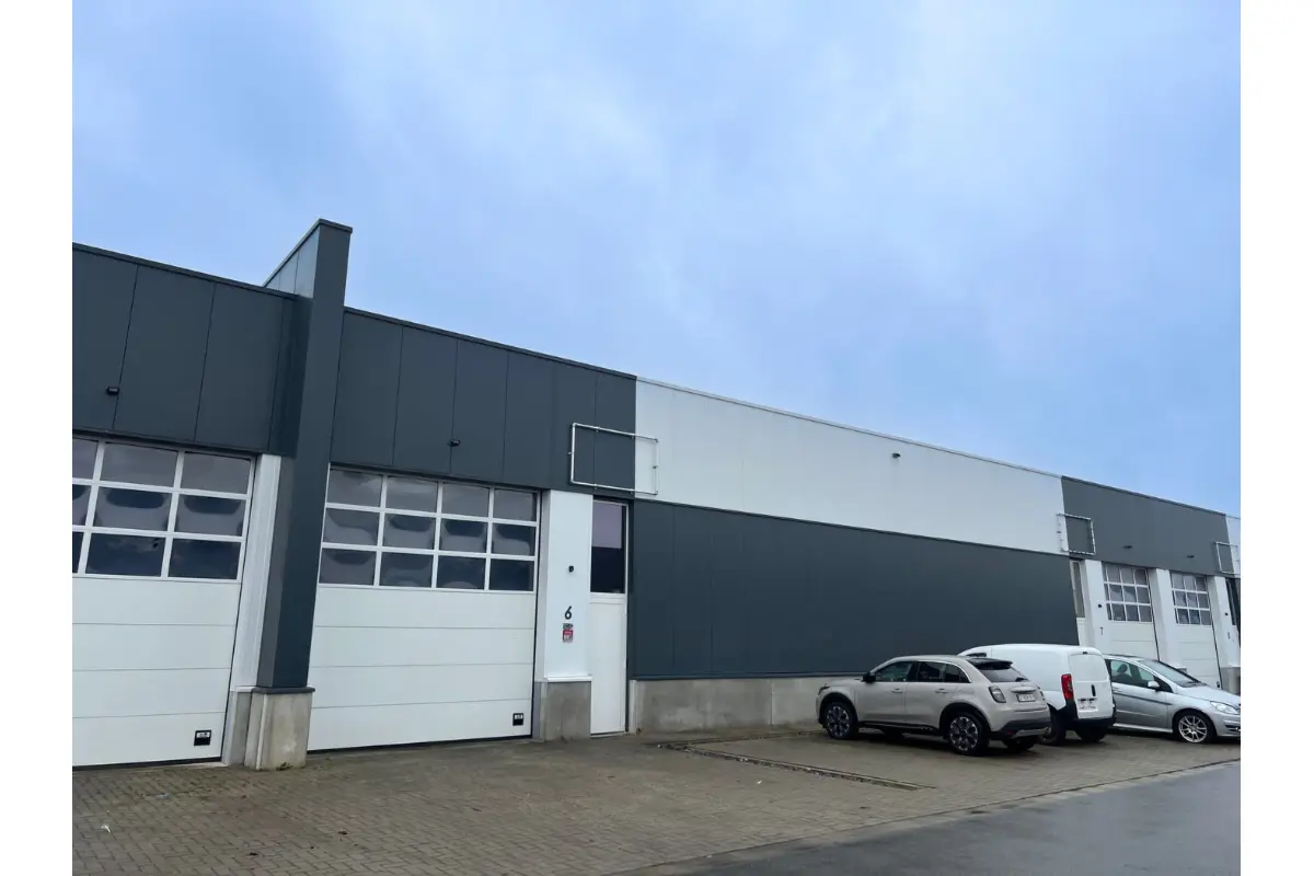 Handelszaak te  huur in Houthalen-Helchteren 3530 1135.00€  slaapkamers 225.00m² - Zoekertje 637941