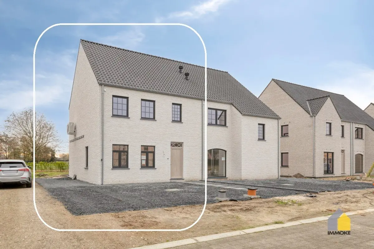 Huis te  huur in Bree 3960 1500.00€ 3 slaapkamers m² - Zoekertje 640223