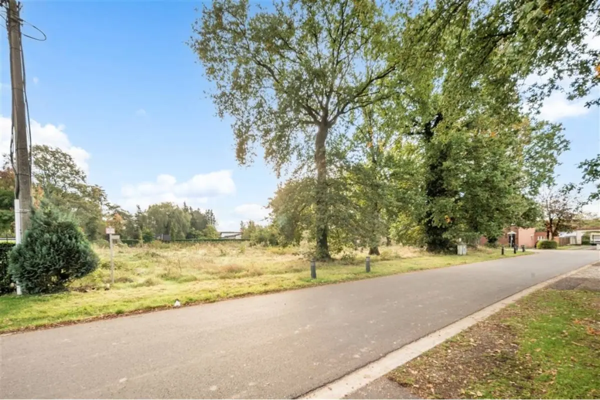 Grond te  koop in Zonhoven 3520 198000.00€  slaapkamers m² - Zoekertje 641341