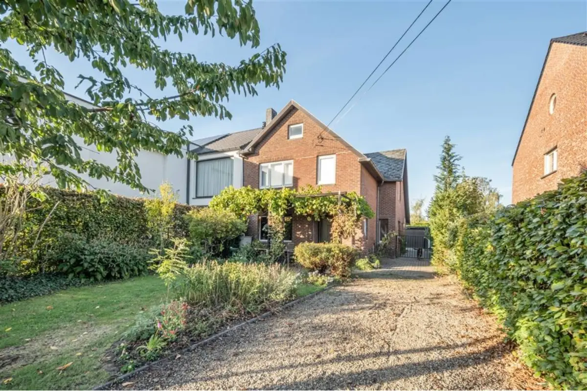 Huis te  koop in Opgrimbie 3630 225000.00€ 3 slaapkamers 162.00m² - Zoekertje 643332