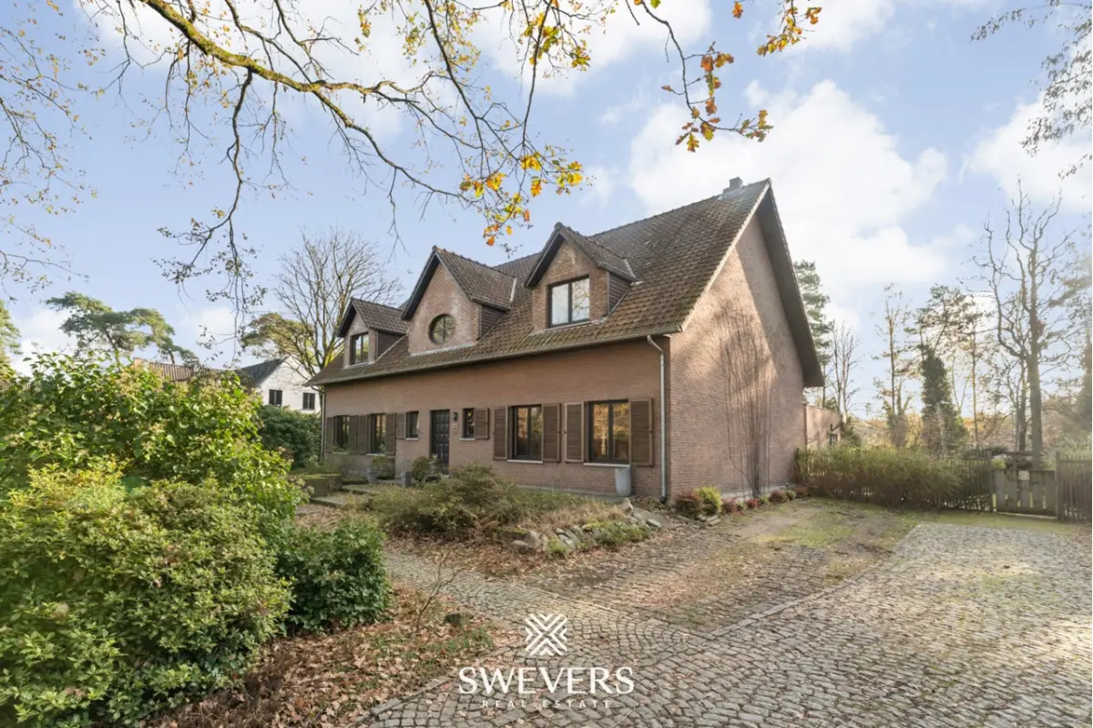 Huis te  koop in Heusden-Zolder 3550 715000.00€ 7 slaapkamers 493.00m² - Zoekertje 643113