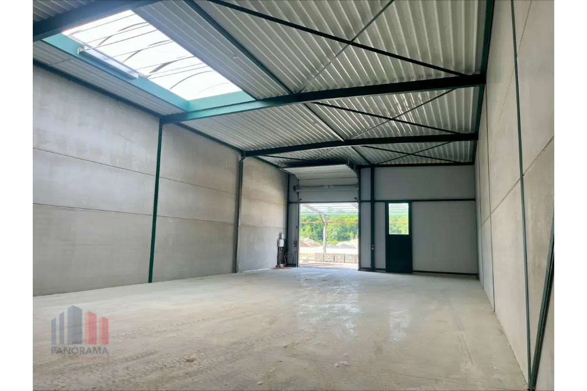 Handelszaak te  huur in Hasselt 3500 1812.00€  slaapkamers 289.00m² - Zoekertje 642706