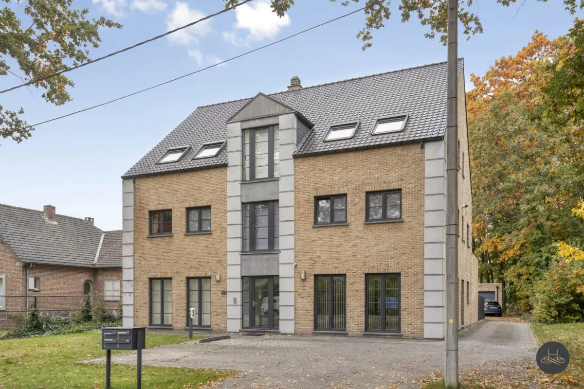 Appartement te  koop in Hasselt 3500 300000.00€ 4 slaapkamers 168.00m² - Zoekertje 644143