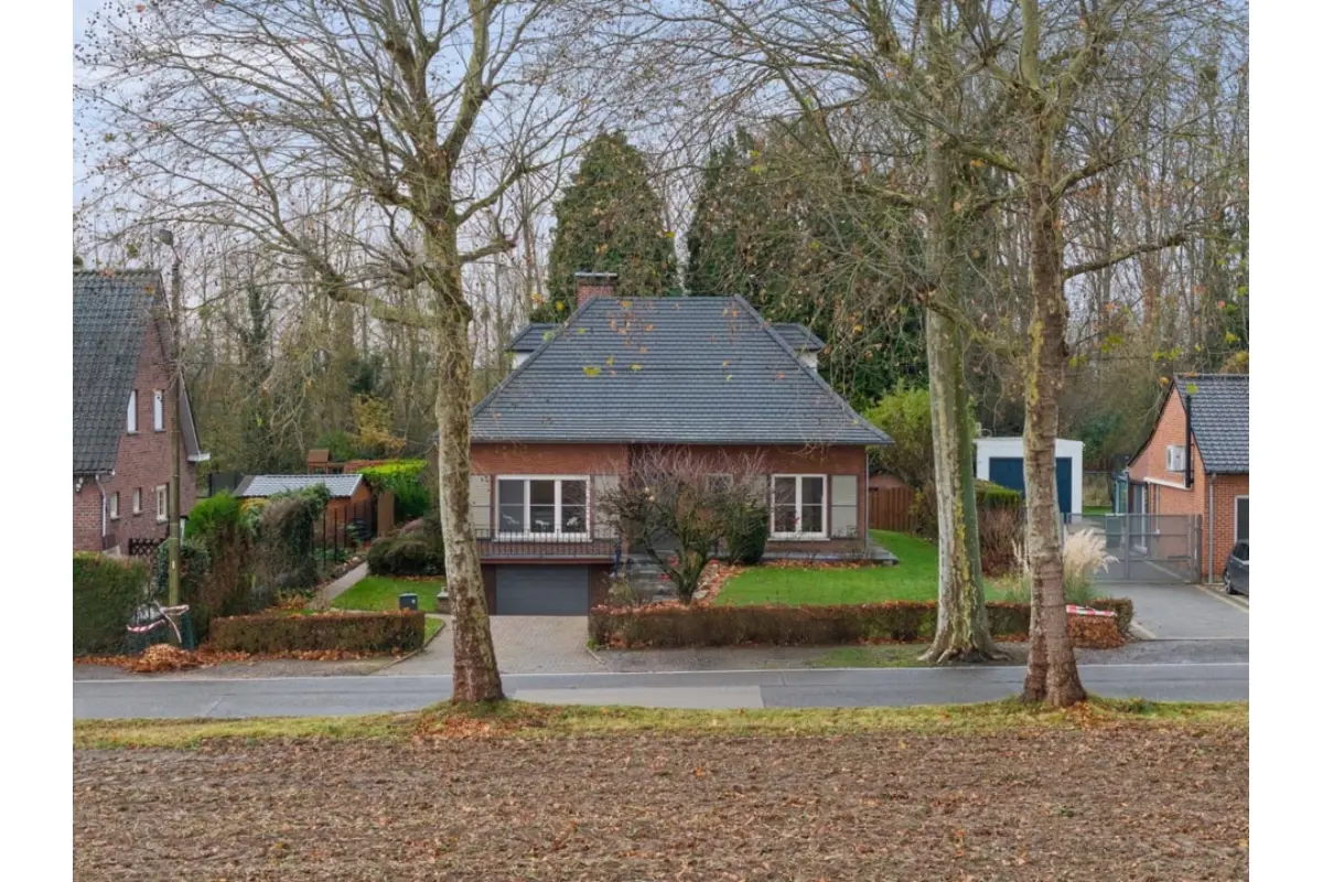 Huis te  koop in Tongeren 3700 349000.00€ 5 slaapkamers 188.00m² - Zoekertje 752681