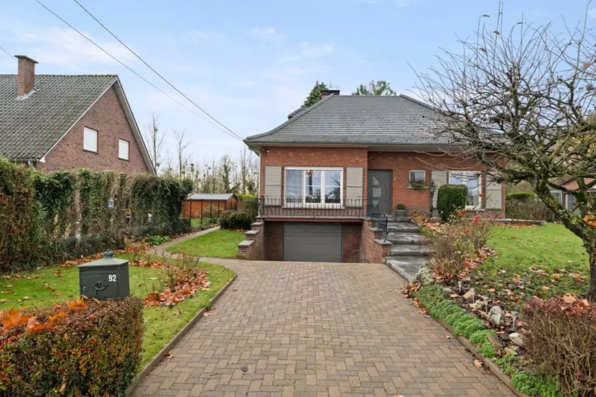 Huis te  koop in Tongeren 3700 375000.00€ 5 slaapkamers 188.00m² - Zoekertje 752681