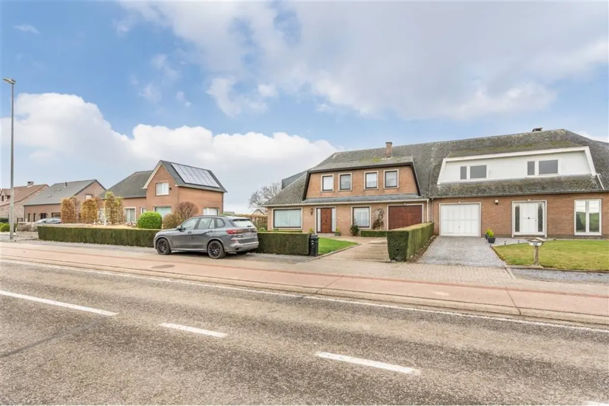 Huis te  koop in Koninksem 3700 369000.00€ 4 slaapkamers 203.00m² - Zoekertje 643741