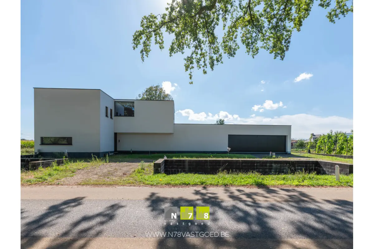 Huis te  koop in Dilsen-Stokkem 3650 765000.00€ 3 slaapkamers 239.00m² - Zoekertje 644193