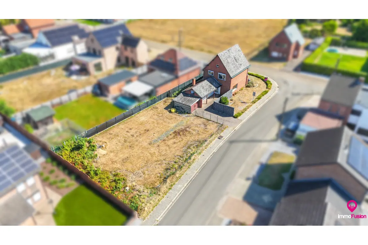 Huis te  koop in Heusden-Zolder 3550 279000.00€ 3 slaapkamers 160.00m² - Zoekertje 644273