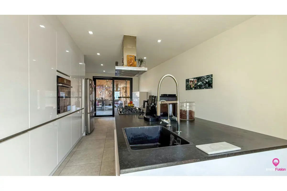 Huis te  koop in Beringen 3580 398000.00€ 5 slaapkamers 233.00m² - Zoekertje 644098