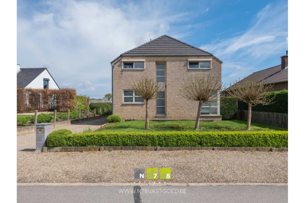 Huis te  koop in Dilsen-Stokkem 3650 625000.00€ 4 slaapkamers 287.00m² - Zoekertje 646613