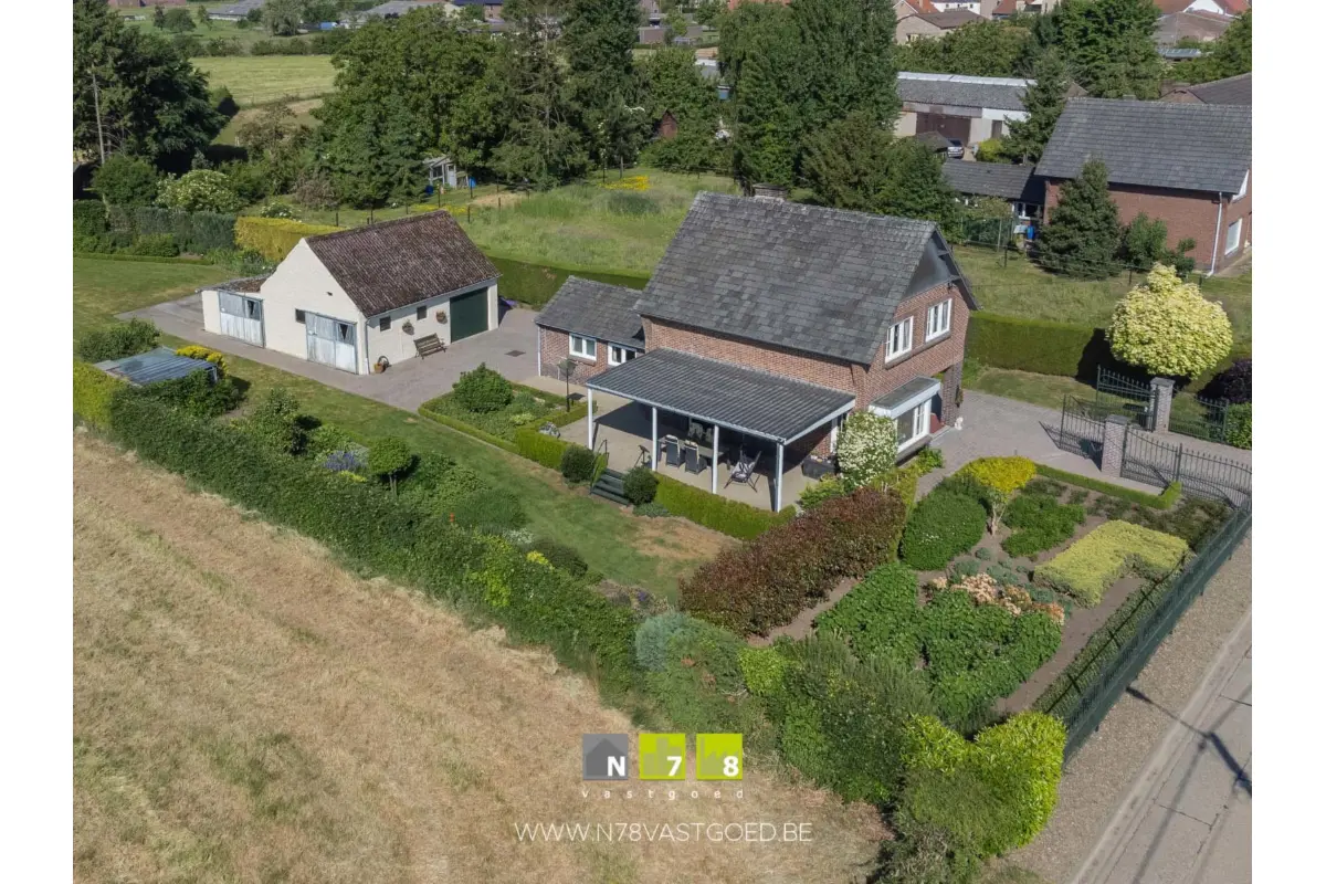 Huis te  koop in Dilsen-Stokkem 3650 0.00€ 3 slaapkamers 115.00m² - Zoekertje 646242