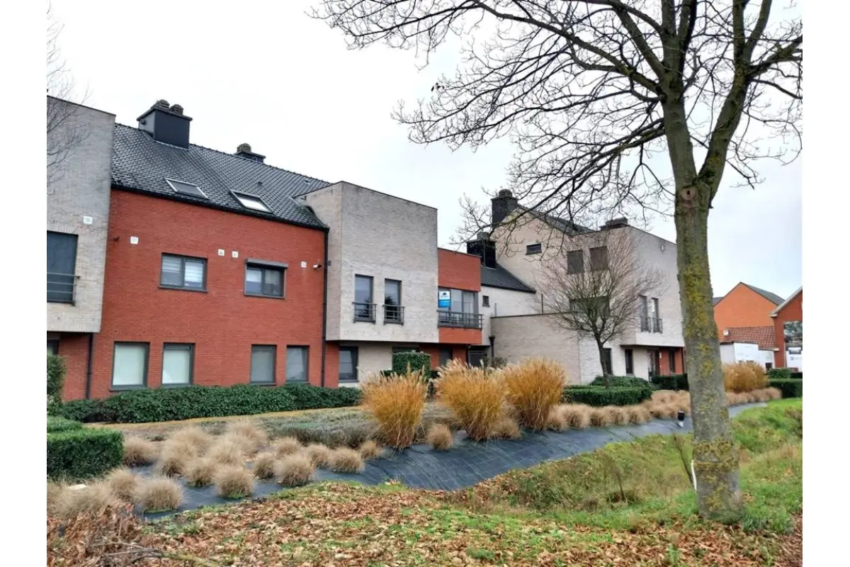 Appartement te  huur in Diepenbeek 3590 800.00€ 1 slaapkamers 107.00m² - Zoekertje 647262