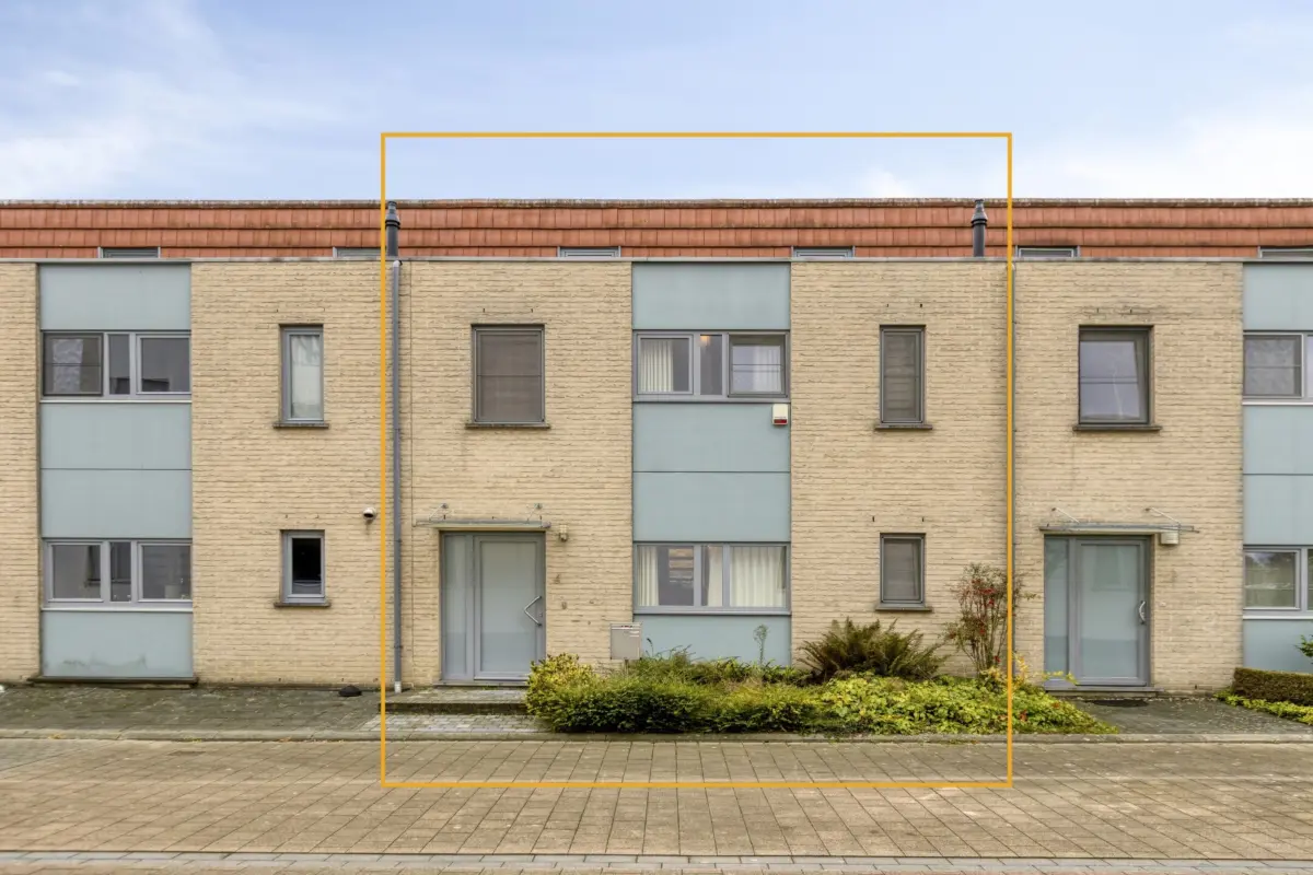 Huis te  huur in Hasselt 3500 1250.00€ 3 slaapkamers 155.00m² - Zoekertje 647525