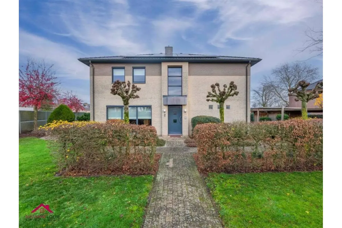 Huis te  koop in Kinrooi 3640 525000.00€ 5 slaapkamers m² - Zoekertje 648001