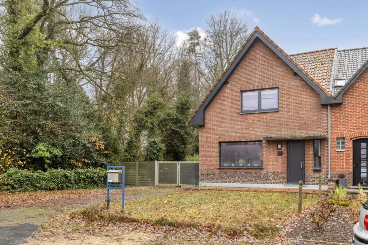 Huis te  koop in Genk 3600 299900.00€ 3 slaapkamers m² - Zoekertje 650107